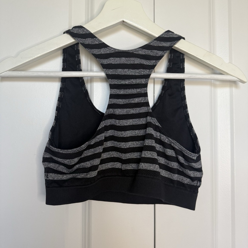 Black and Grey Striped Bally Sports Bra No Cup Inserts Size S - Picture 5 of 10
